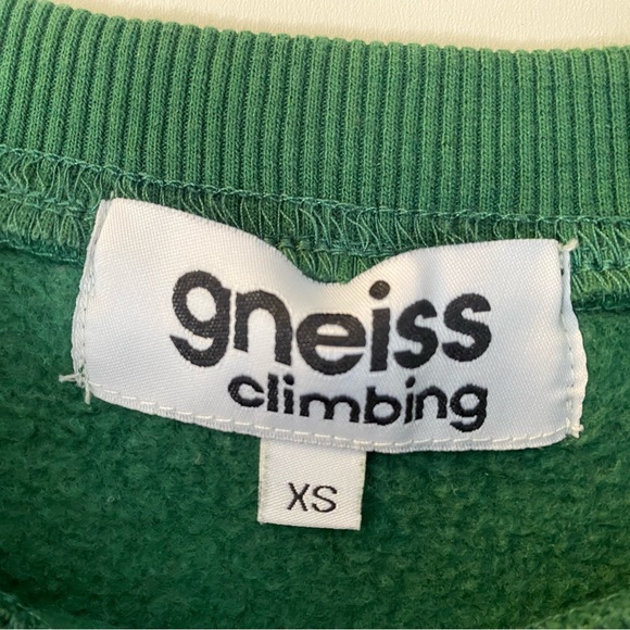 Bolder Climbing Crewneck - Picture 2 of 3